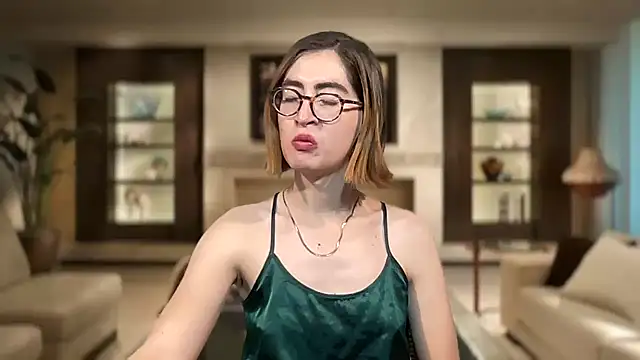 rousseblossom online show from November 2025 11:42:02 PM