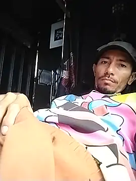 Danielcora online show from June 2026 06:57:01 PM