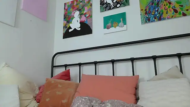 Snapshot of Sexylille chatting on October 2025 03:15:01 PM Sexylille online show from October 2025 03:15:01 PM