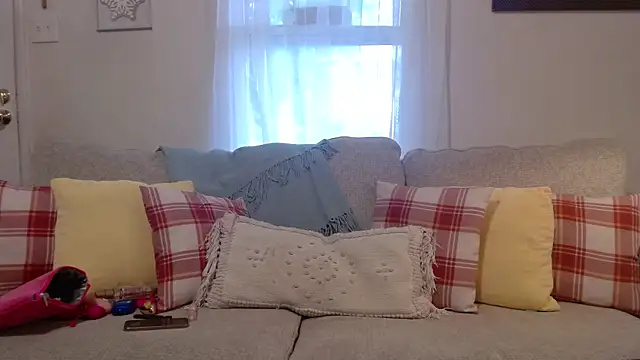 Snapshot of LilaDeliciousXX chatting on October 2025 02:25:02 PM LilaDeliciousXX online show from October 2025 02:25:02 PM