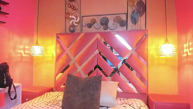 Snapshot of SweetMichel_ chatting on November 2025 01:04:02 PM SweetMichel online show from November 2025 01:04:02 PM