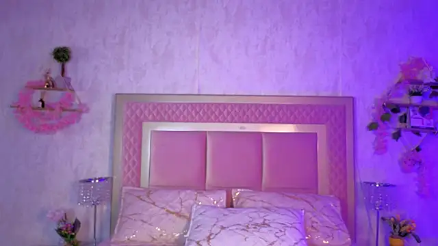 AlanaOdison online show from September 2025 05:08:01 AM