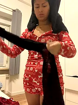 mrskarmaa online show from November 2025 06:25:01 AM