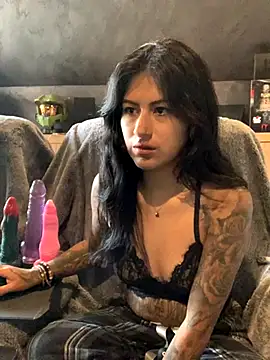 mrskarmaa online show from October 2025 02:13:01 PM