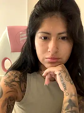 mrskarmaa online show from November 2025 06:17:01 AM