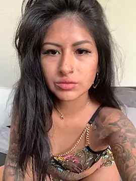 mrskarmaa online show from November 2025 02:11:01 PM