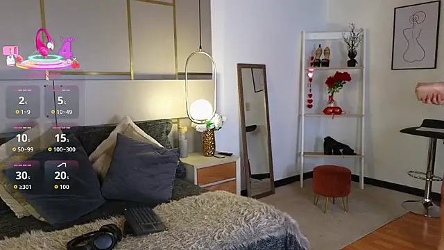 Lina Montclair online show from March 2026 07:34:02 PM