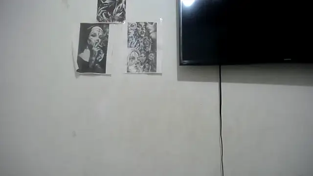 Snapshot of Foxy_Lovex chatting on December 2025 10:43:02 PM Foxy Lovex online show from December 2025 10:43:02 PM