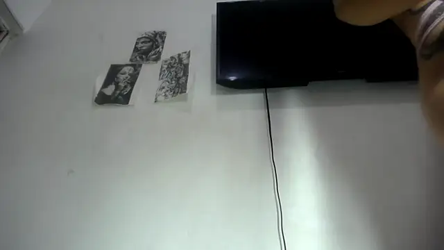 Snapshot of Foxy_Lovex chatting on February 2026 12:33:01 AM Foxy Lovex online show from February 2026 12:33:01 AM