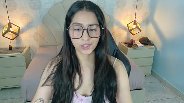 AIXATRISTA1 online show from January 2026 07:39:01 PM