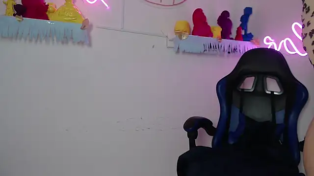 lycoris 19 online show from November 2025 08:53:01 PM