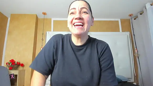 Heidy milf online show from June 2026 08:31:02 PM