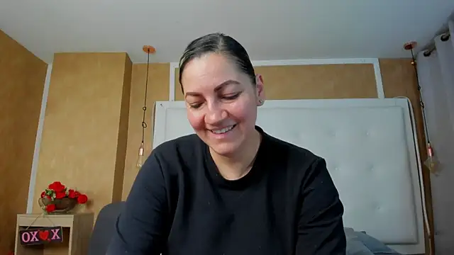 Heidy milf online show from June 2026 08:58:02 PM