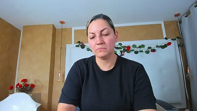 Heidy milf online show from April 2026 08:28:02 PM