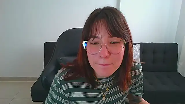 Yulienneg online show from March 2026 08:23:02 PM