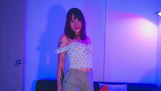 Yulienneg online show from February 2026 02:46:01 AM