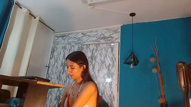 hanna mooreee online show from February 2026 12:02:02 AM