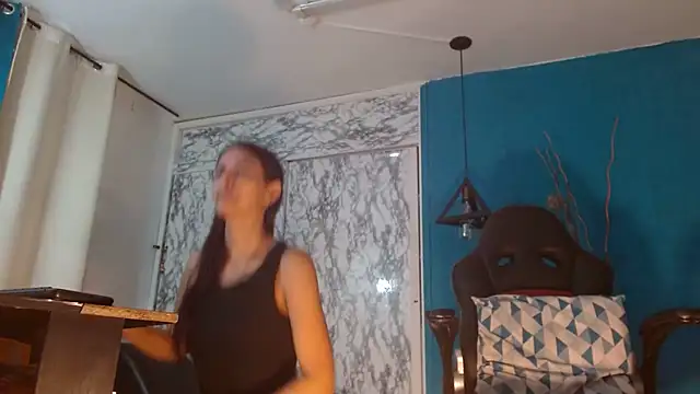 hanna mooreee online show from March 2026 07:07:02 PM