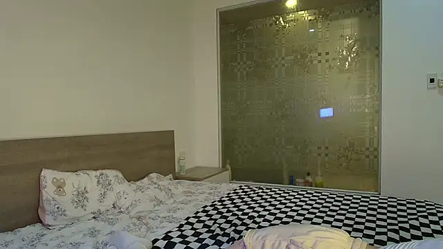 littlemolly11 online show from September 2025 12:31:02 PM