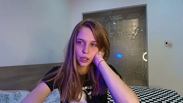 littlemolly11 online show from September 2025 03:19:02 PM