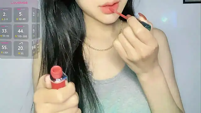 Snapshot of Sexlove_bb chatting on December 2025 08:03:02 PM Sexlove bb online show from December 2025 08:03:02 PM