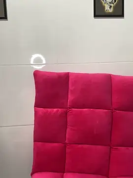 Snapshot of Sexlove_bb chatting on October 2025 06:43:02 AM Sexlove bb online show from October 2025 06:43:02 AM