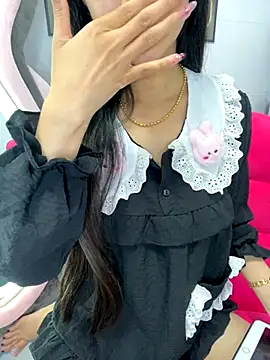 Snapshot of Sexlove_bb chatting on October 2025 01:53:02 AM Sexlove bb online show from October 2025 01:53:02 AM