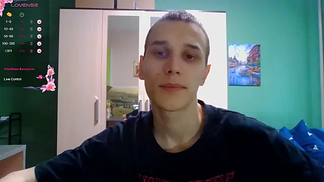 your   honeyy online show from April 2026 08:32:01 AM
