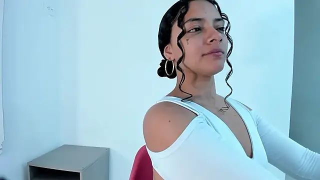 Angellit Afrodita  online show from January 2026 11:39:02 AM