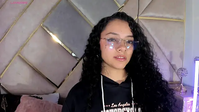 Angellit Afrodita  online show from March 2026 10:35:02 AM