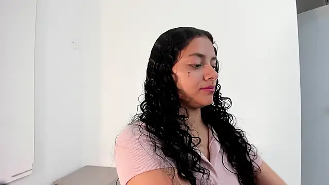 Angellit Afrodita  online show from January 2026 11:17:02 AM