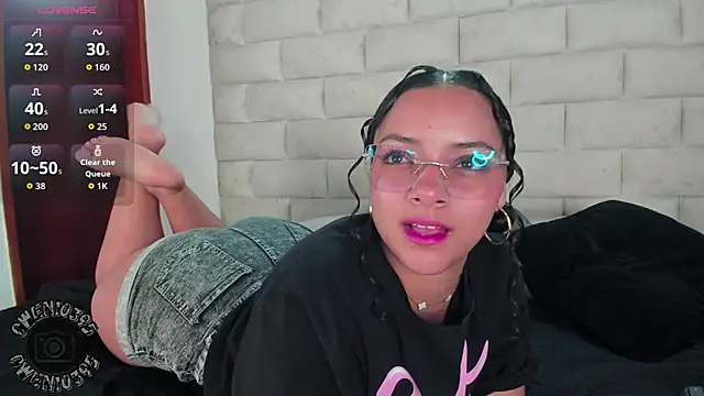 Snapshot of Angellit_Afrodita_ chatting on October 2025 11:31:01 AM Angellit Afrodita online show from October 2025 11:31:01 AM