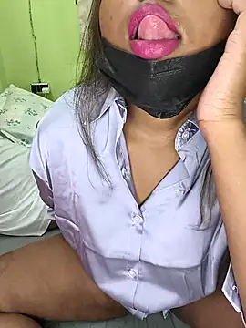 Hot-Sexy-Riya online show from November 2025 05:51:02 PM