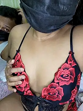 Snapshot of Hot-Sexy-Riya chatting on October 2025 07:37:02 PM Hot-Sexy-Riya online show from October 2025 07:37:02 PM