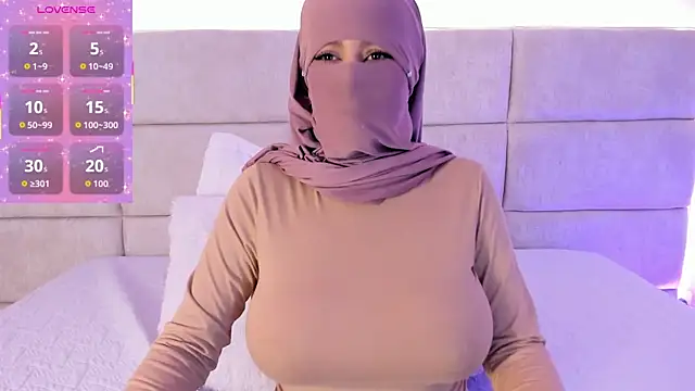  Nadiaa online show from April 2026 07:25:02 PM