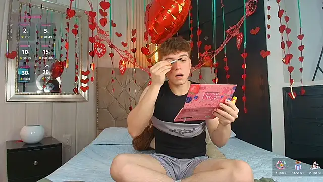 TaylerWhite online show from September 2025 12:44:02 PM