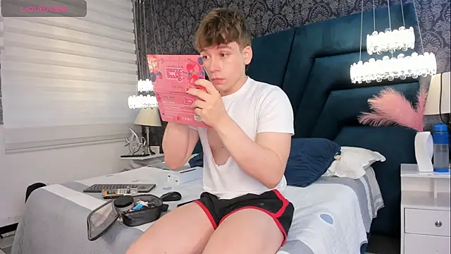 TaylerWhite online show from July 2026 11:53:01 AM