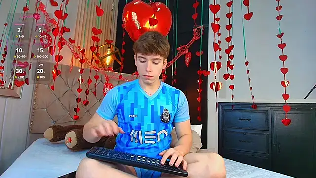 TaylerWhite online show from September 2025 12:55:01 PM