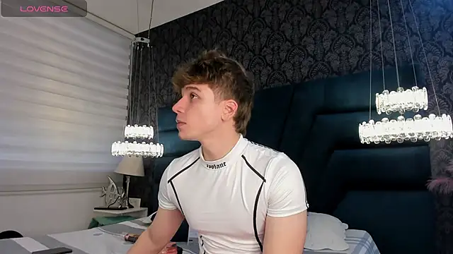 TaylerWhite online show from July 2026 11:54:01 AM