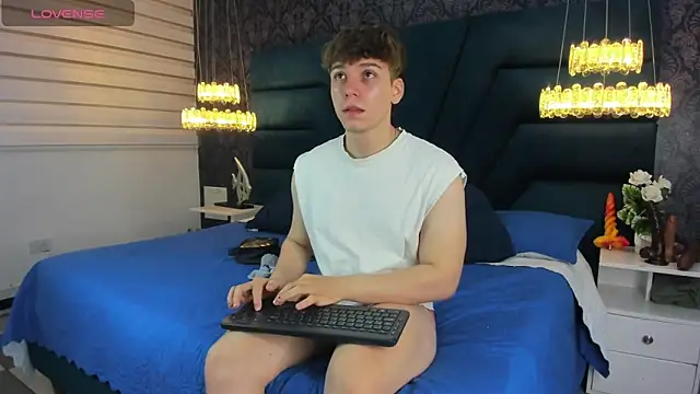 TaylerWhite online show from February 2026 12:03:02 PM