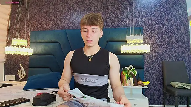 TaylerWhite online show from January 2026 12:09:01 PM