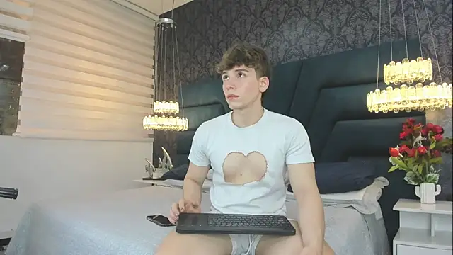 TaylerWhite online show from March 2026 12:00:02 PM