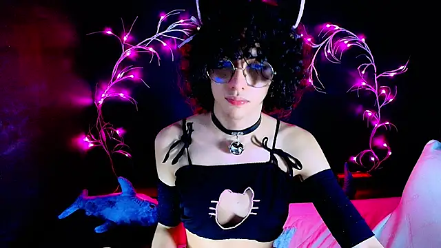 Snapshot of noahxtar chatting on November 2025 05:33:02 AM noahxtar online show from November 2025 05:33:02 AM