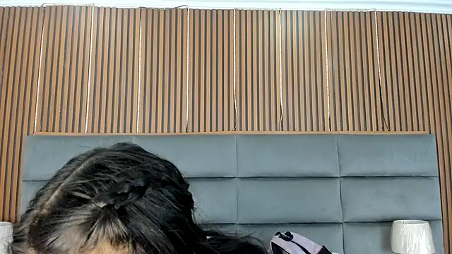 Sophie Calloway online show from February 2026 02:17:02 PM