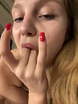 Emaline Fane online show from October 2025 07:35:01 PM