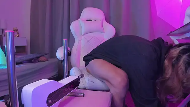 MilkWhore1 online show from April 2026 07:58:02 PM