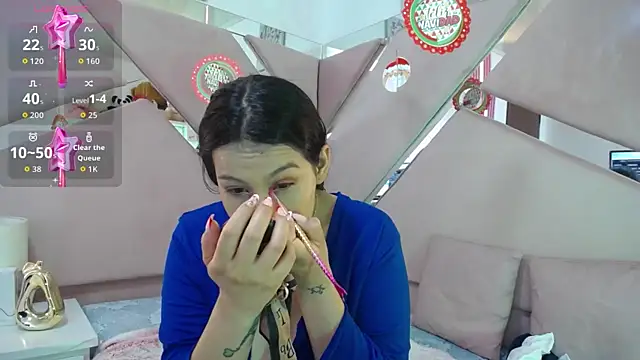 Mia garcia28 online show from December 2025 08:06:02 PM