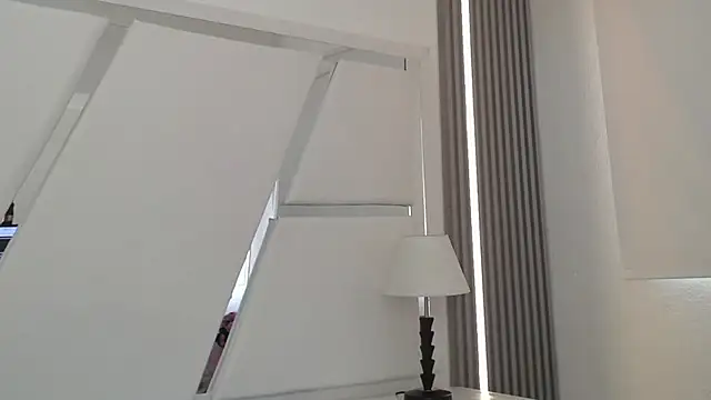 Mia garcia28 online show from November 2025 07:52:02 PM