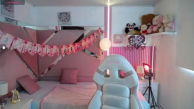 Mia garcia28 online show from February 2026 08:06:01 PM