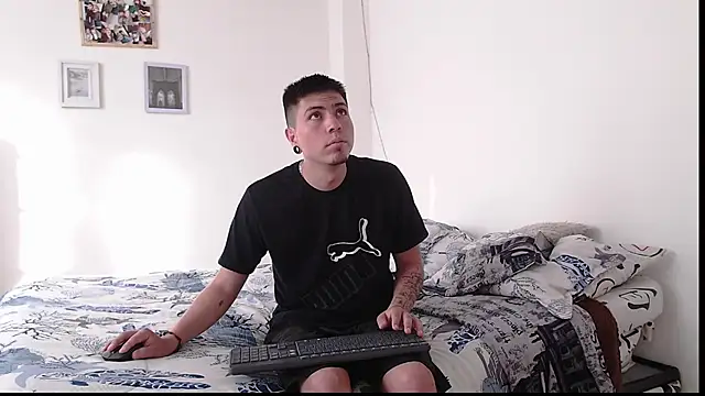 Snapshot of Sweet_paradisex chatting on September 2025 12:00:01 PM Sweet paradisex online show from September 2025 12:00:01 PM